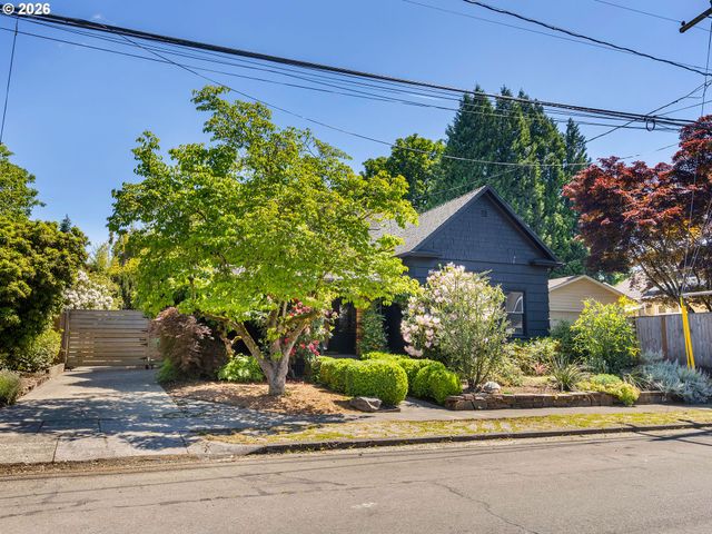 11026 Se 29TH Ave, Milwaukie, OR 97222