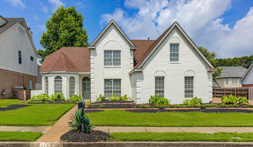 5193 GRAND PINES DR, Unincorporated, TN 38125