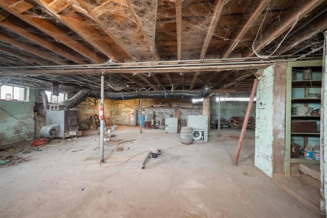 65838 48th Avenue, Hartford, MI 49057