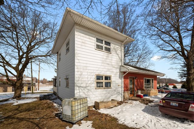 65838 48th Avenue, Hartford, MI 49057