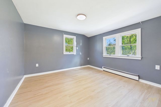 20 Nicholas Ave, Plymouth, MA 02360