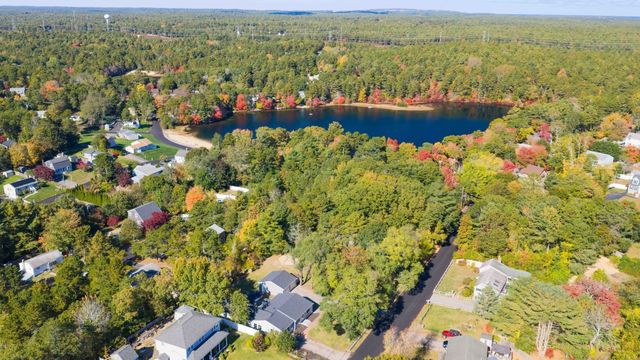 20 Nicholas Ave, Plymouth, MA 02360