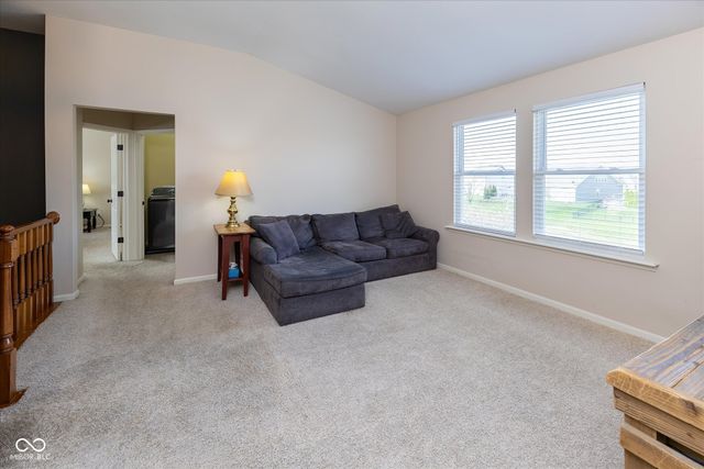 2394 Woodcreek Crossing Boulevard, Avon, IN 46123