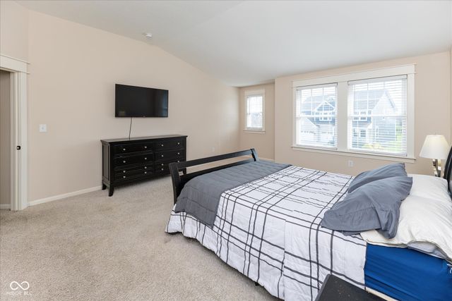 2394 Woodcreek Crossing Boulevard, Avon, IN 46123