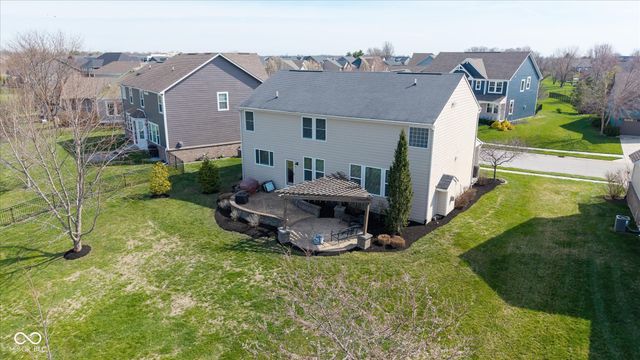 2394 Woodcreek Crossing Boulevard, Avon, IN 46123