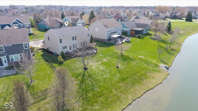 2394 Woodcreek Crossing Boulevard, Avon, IN 46123