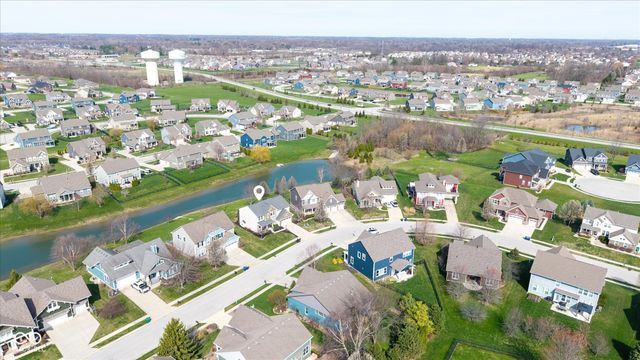 2394 Woodcreek Crossing Boulevard, Avon, IN 46123