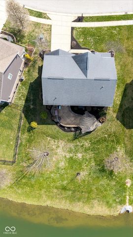 2394 Woodcreek Crossing Boulevard, Avon, IN 46123