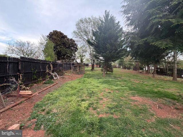 1235 S BLUE RIDGE AVE, Culpeper, VA 22701