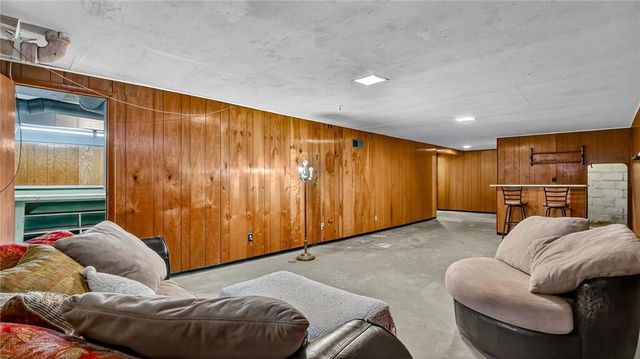 517 W Broadway Street, Blair, WI 54616