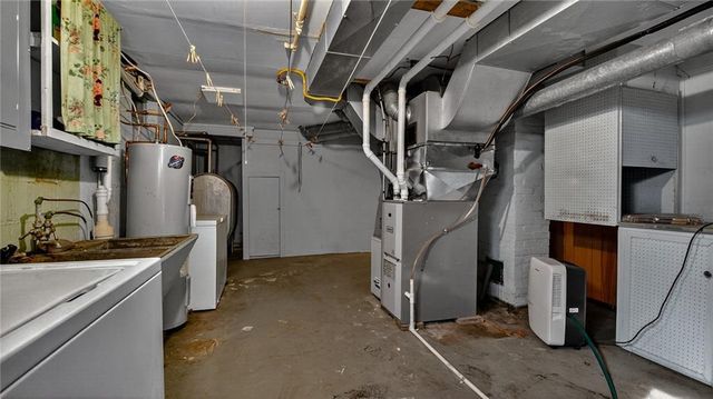 517 W Broadway Street, Blair, WI 54616