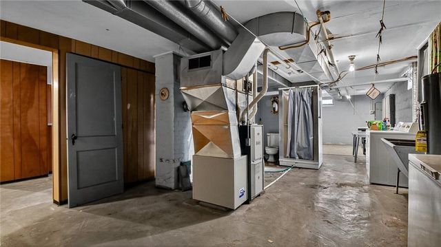 517 W Broadway Street, Blair, WI 54616