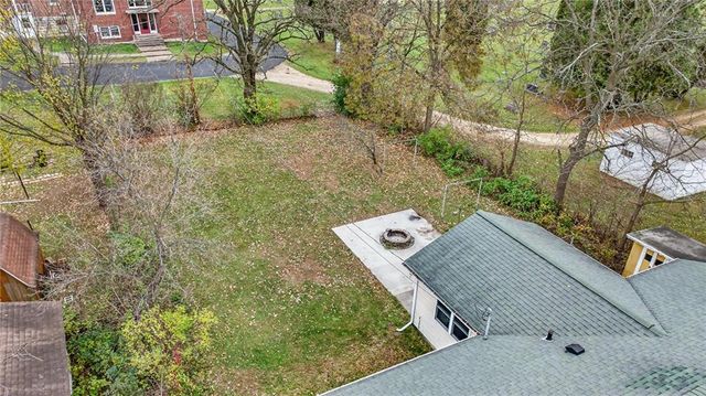 517 W Broadway Street, Blair, WI 54616