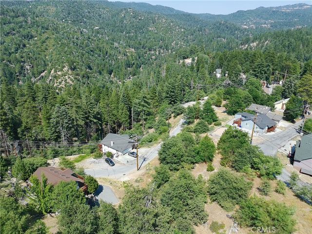 31912 Encina Way, Running Springs, CA 92382