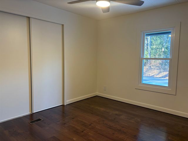 15 Edgewood Drive, Hopkinton, NH 03229