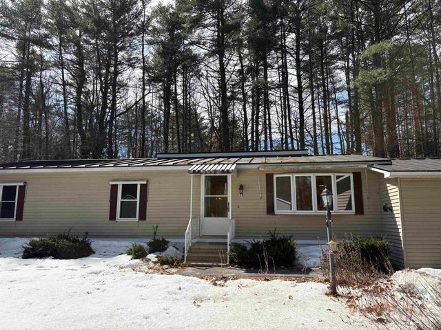15 Edgewood Drive, Hopkinton, NH 03229