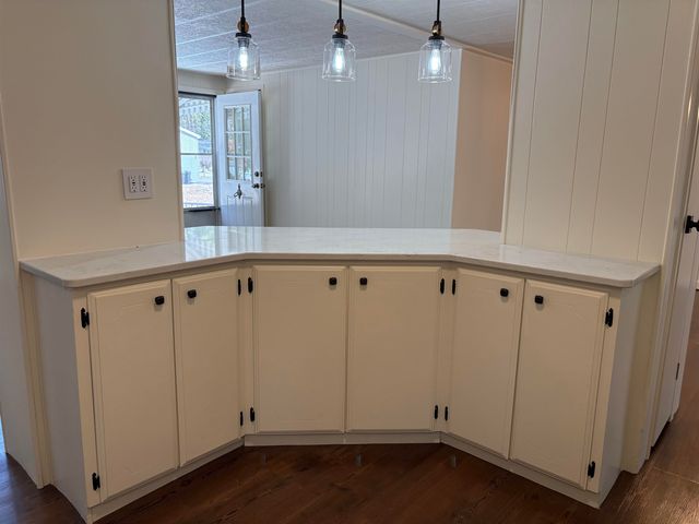 15 Edgewood Drive, Hopkinton, NH 03229