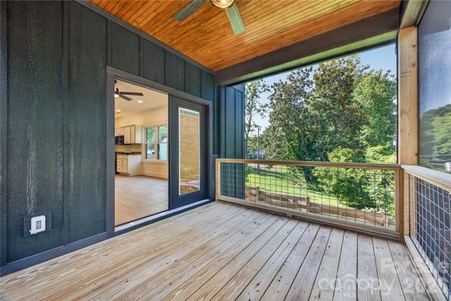 1013 Fassifern Court, Hendersonville, NC 28791