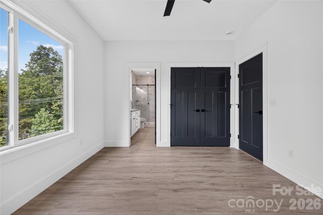 1013 Fassifern Court, Hendersonville, NC 28791