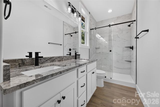 1013 Fassifern Court, Hendersonville, NC 28791