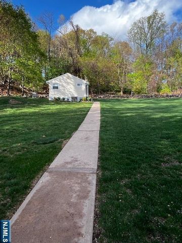 680 Rifle Camp, Woodland Park, NJ 07424