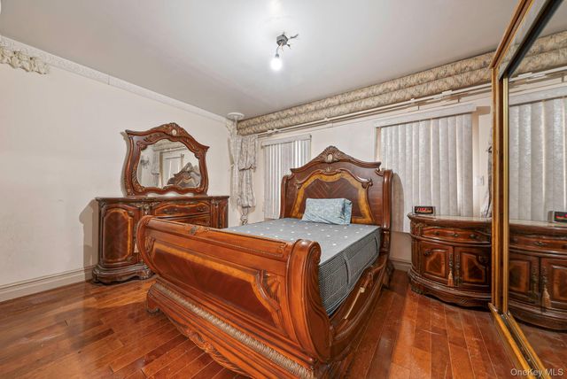 559 E 28th Street, Brooklyn, NY 11210