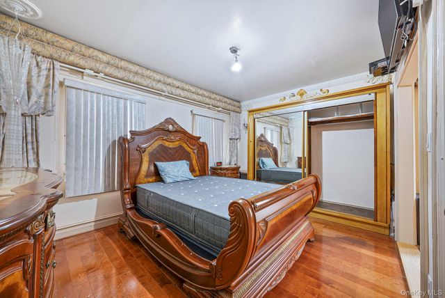 559 E 28th Street, Brooklyn, NY 11210