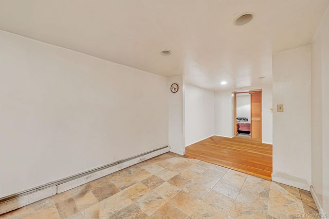 559 E 28th Street, Brooklyn, NY 11210