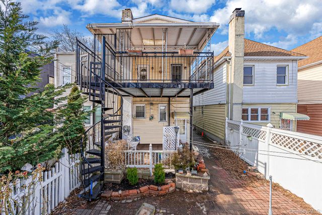 559 E 28th Street, Brooklyn, NY 11210