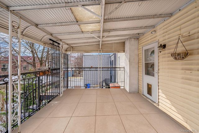 559 E 28th Street, Brooklyn, NY 11210