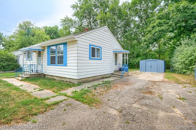 3105 Raywood Street, Flint, MI 48504
