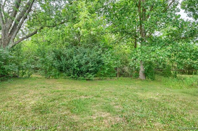 3105 Raywood Street, Flint, MI 48504