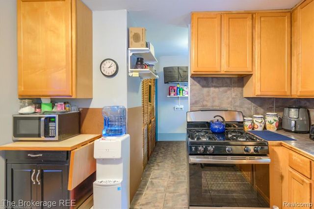 3105 Raywood Street, Flint, MI 48504