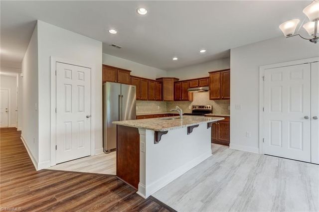 8054 US Highway 29 Bus, Reidsville, NC 27320