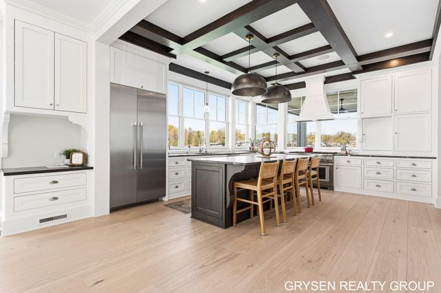 511 N Lake Drive, Leighton Twp, MI 49316
