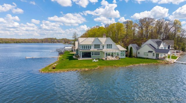 511 N Lake Drive, Leighton Twp, MI 49316