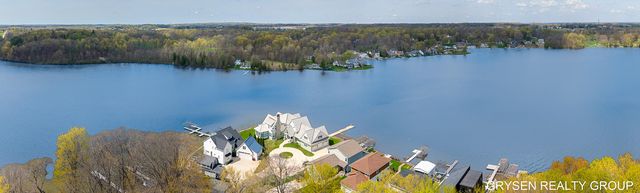511 N Lake Drive, Leighton Twp, MI 49316