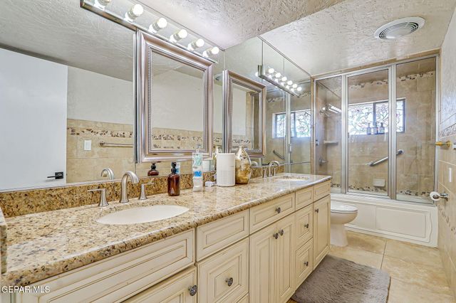 259 Crown Point Drive, El Paso, TX 79912