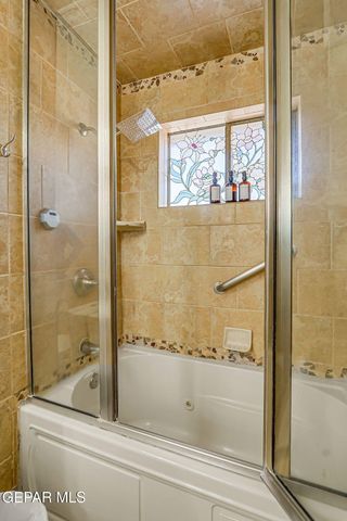 259 Crown Point Drive, El Paso, TX 79912
