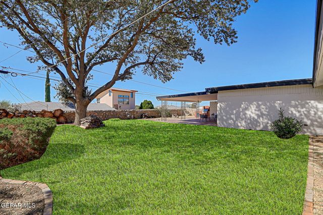 259 Crown Point Drive, El Paso, TX 79912