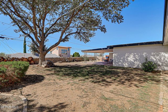 259 Crown Point Drive, El Paso, TX 79912