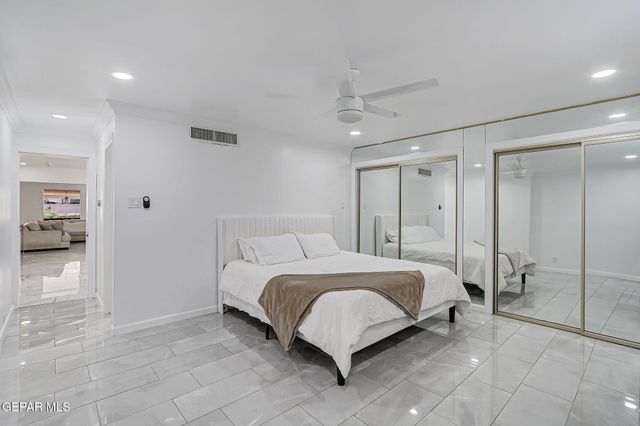 259 Crown Point Drive, El Paso, TX 79912