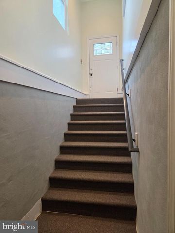 2823 BURGUNDY DR, Riverton, NJ 08077