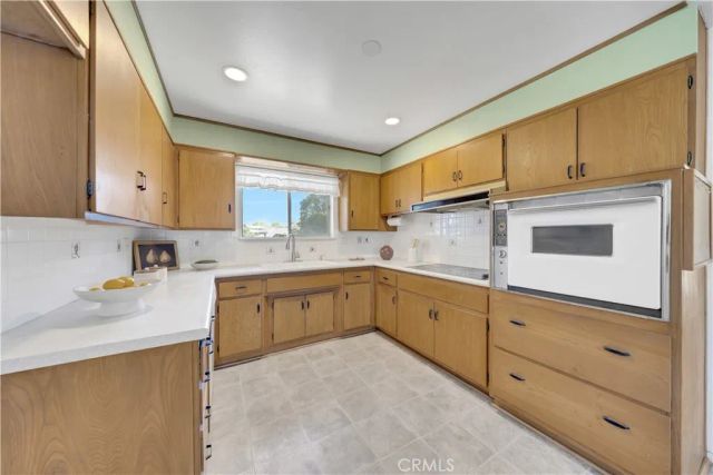 860 N 16th, Montebello, CA 90640