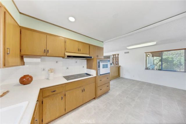 860 N 16th, Montebello, CA 90640