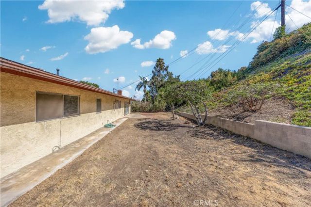860 N 16th, Montebello, CA 90640