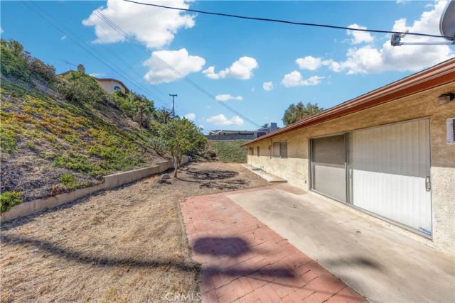 860 N 16th, Montebello, CA 90640