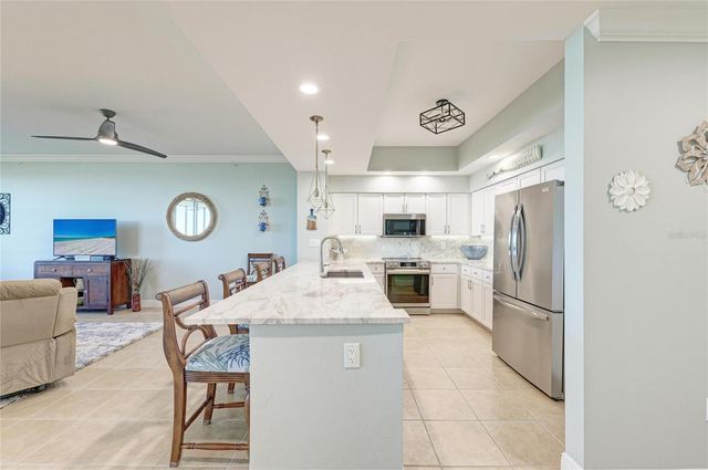 3329 SUNSET KEY CIRCLE 407, Punta Gorda, FL 33955