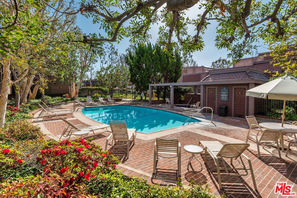 Image 52 of property listing at 4631 Alla Road 4, Marina Del Rey, CA 90292