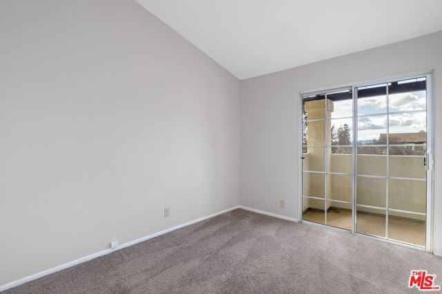 22911 Banyan Place 242, Santa Clarita, CA 91390